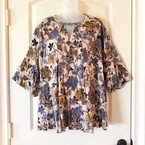 Giddy Up Glamour V neck Boho peasant style floral print blouse